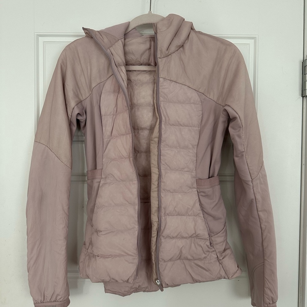 Lululemon Pink Quilted Puffer Jacket Lightweight Design